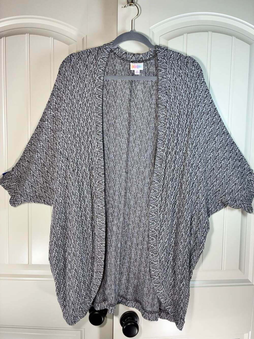 LuLaRoe Tracy Cardigan Size M Black White Open Front Cocoon Sweater